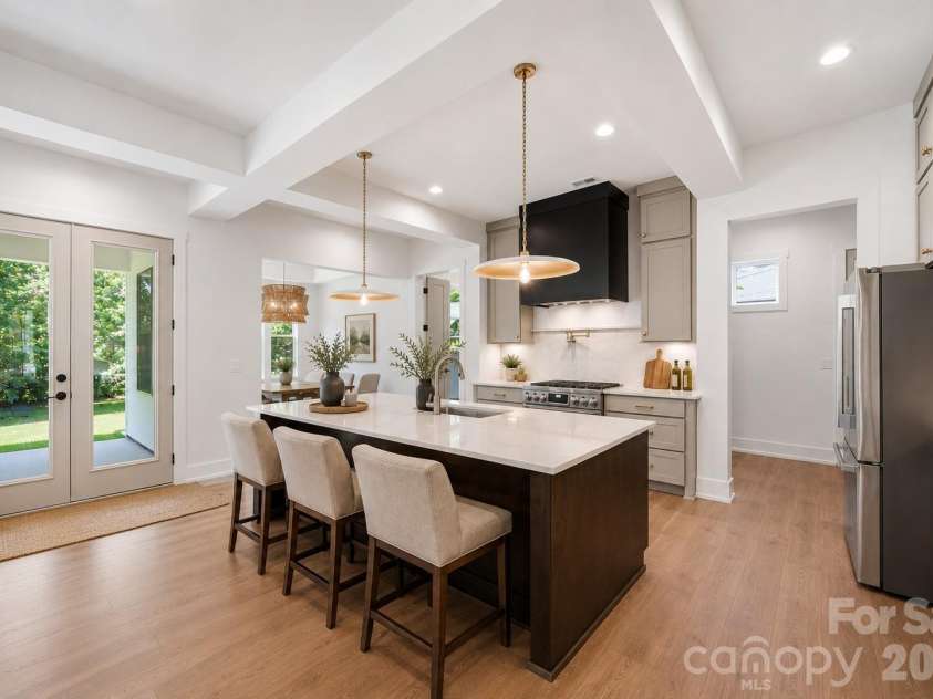 7207 Benita Drive, Charlotte, NC 28212.  MLS# CAR4389589, YatesRealty ID 36393. Representative photo