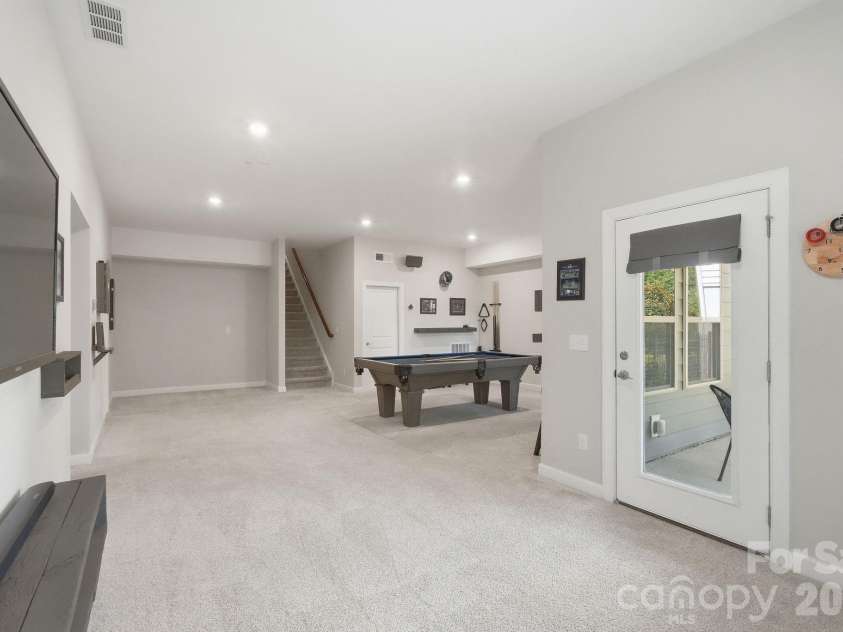 14419 Batteliere Drive, Charlotte, NC 28278.  MLS# CAR4400347, YatesRealty ID 36396. 