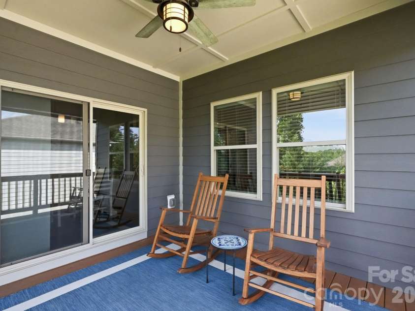 14419 Batteliere Drive, Charlotte, NC 28278.  MLS# CAR4400347, YatesRealty ID 36396. 