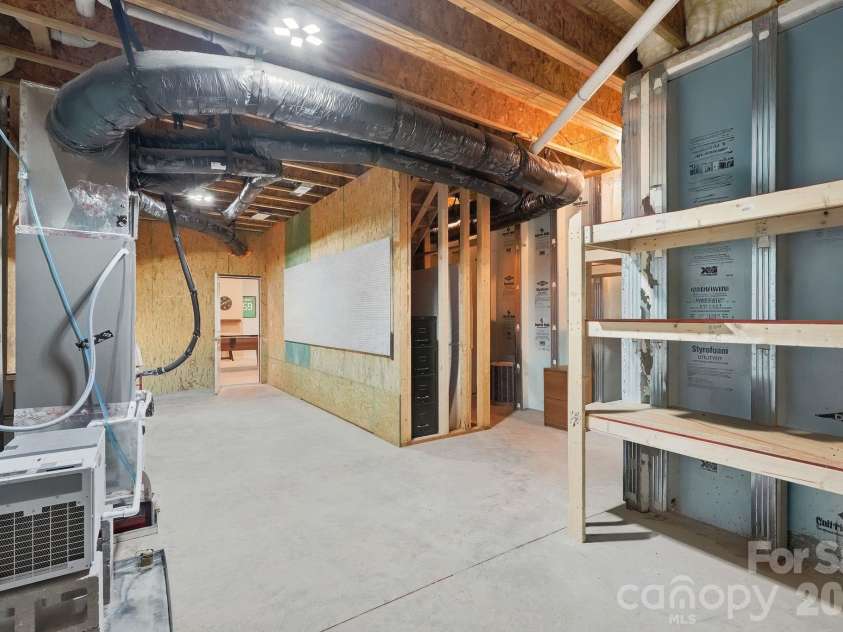 14419 Batteliere Drive, Charlotte, NC 28278.  MLS# CAR4400347, YatesRealty ID 36396. Storage Area (1)