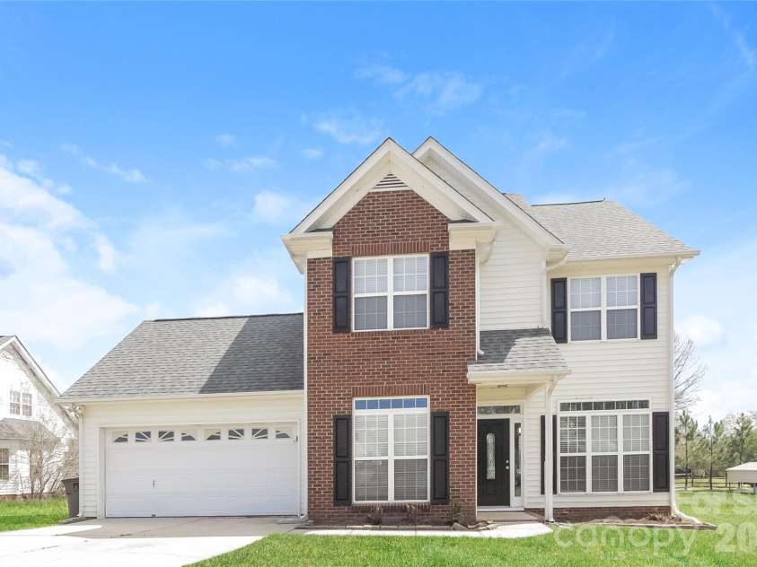 104 Lenox Lane, Monroe, NC 28110.  MLS# CAR4402867, YatesRealty ID 36397. 