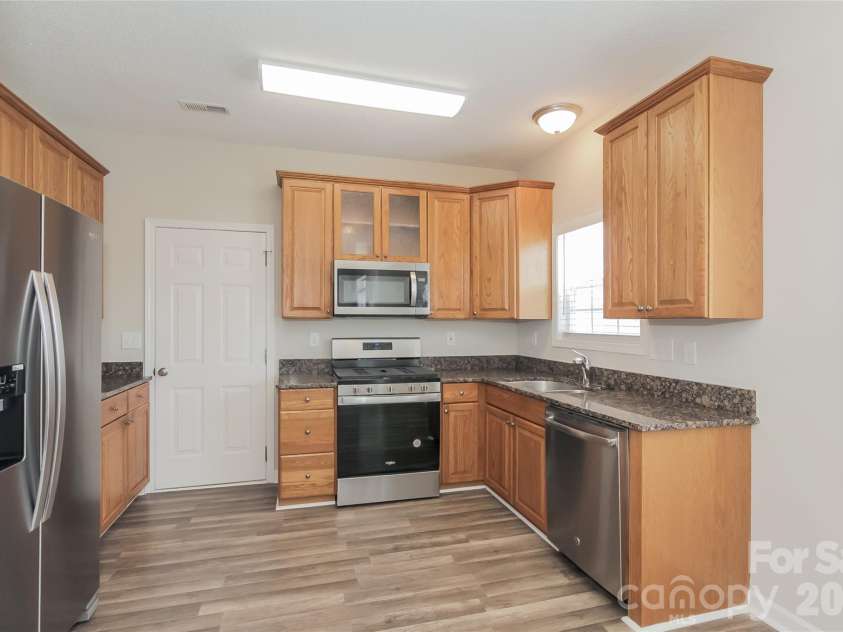 104 Lenox Lane, Monroe, NC 28110.  MLS# CAR4402867, YatesRealty ID 36397. 
