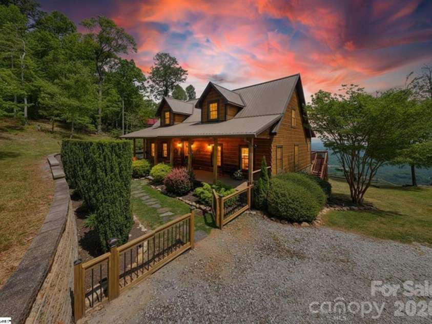 240 Morning Ride Drive, Columbus, NC 28722.  MLS# CAR4377490, YatesRealty ID 36398. 