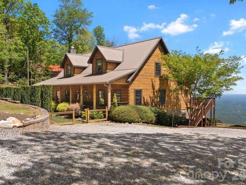 240 Morning Ride Drive, Columbus, NC 28722.  MLS# CAR4377490, YatesRealty ID 36398. 