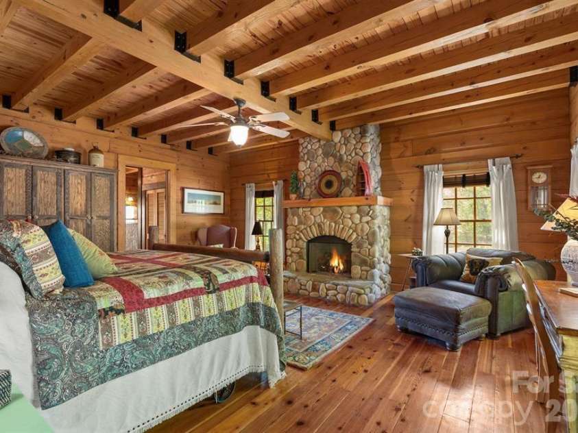 240 Morning Ride Drive, Columbus, NC 28722.  MLS# CAR4377490, YatesRealty ID 36398. 