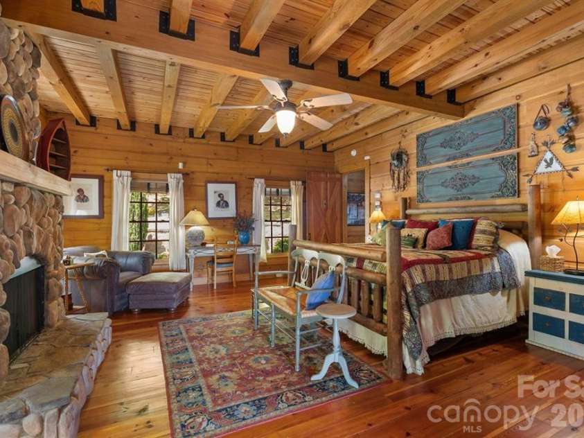 240 Morning Ride Drive, Columbus, NC 28722.  MLS# CAR4377490, YatesRealty ID 36398. 
