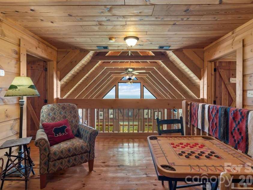 240 Morning Ride Drive, Columbus, NC 28722.  MLS# CAR4377490, YatesRealty ID 36398. 