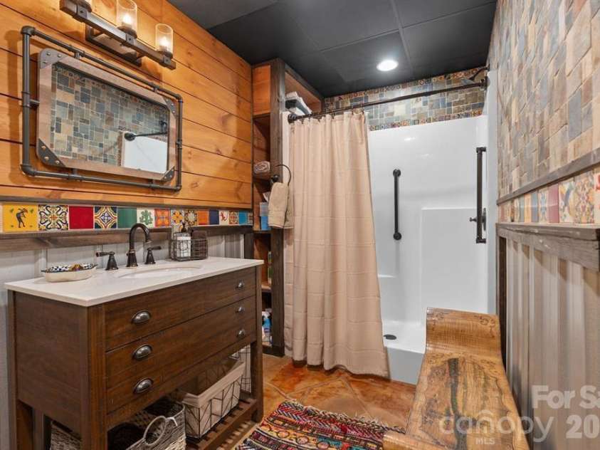 240 Morning Ride Drive, Columbus, NC 28722.  MLS# CAR4377490, YatesRealty ID 36398. 