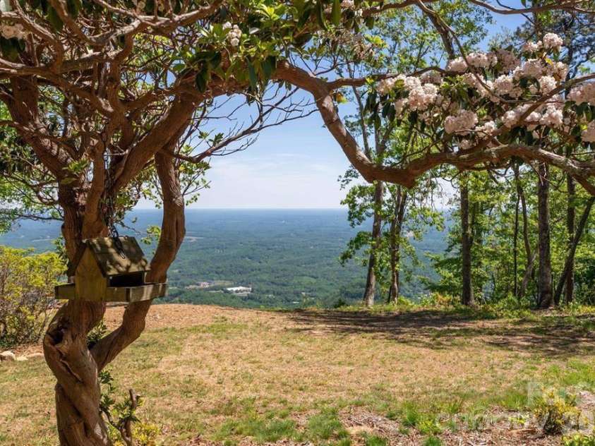 240 Morning Ride Drive, Columbus, NC 28722.  MLS# CAR4377490, YatesRealty ID 36398. 