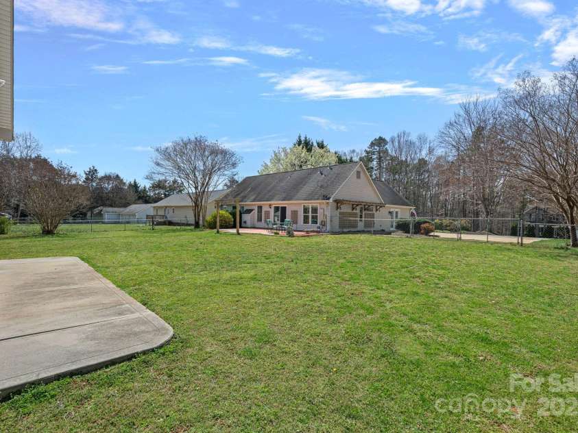 3768 Dellingdowns Drive, Denver, NC 28037.  MLS# CAR4231015, YatesRealty ID 3640. 
