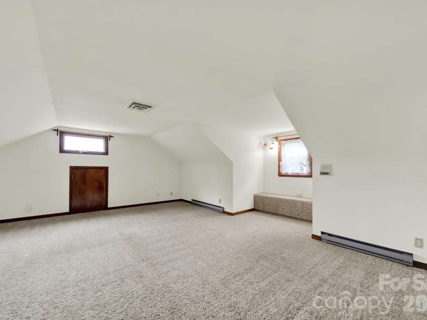 5913 Tom Query Road, Charlotte, NC 28213.  MLS# CAR4378237, YatesRealty ID 36400. 