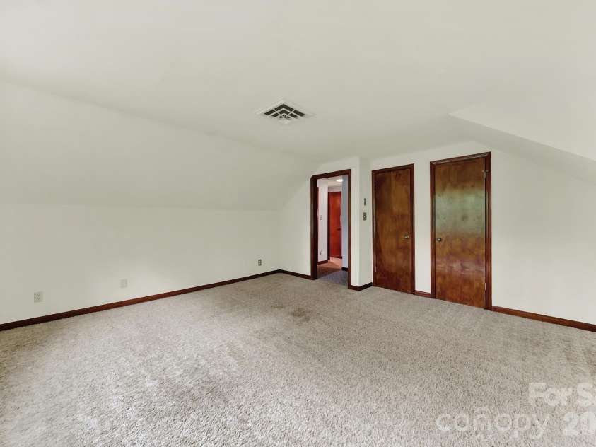 5913 Tom Query Road, Charlotte, NC 28213.  MLS# CAR4378237, YatesRealty ID 36400. 