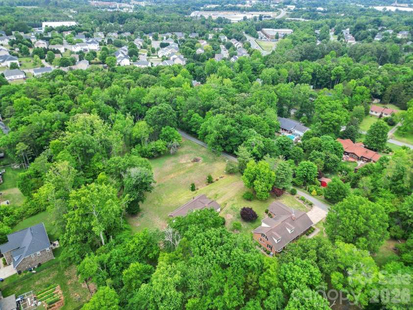 5913 Tom Query Road, Charlotte, NC 28213.  MLS# CAR4378237, YatesRealty ID 36400. 