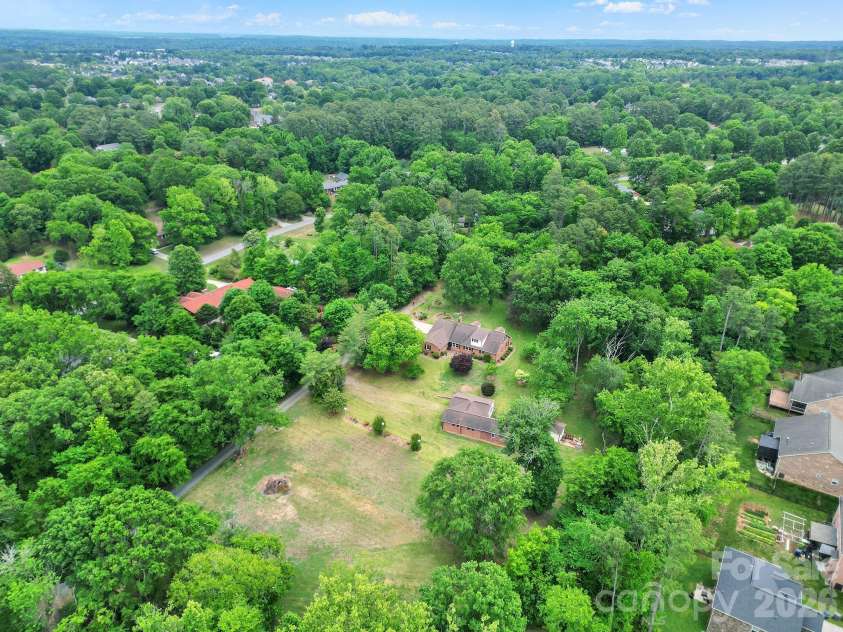5913 Tom Query Road, Charlotte, NC 28213.  MLS# CAR4378237, YatesRealty ID 36400. 
