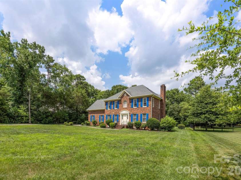 1568 Wheaton Way, Concord, NC 28027.  MLS# CAR4400678, YatesRealty ID 36402. 