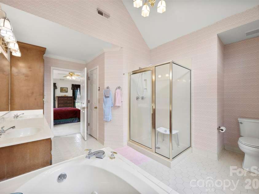 1568 Wheaton Way, Concord, NC 28027.  MLS# CAR4400678, YatesRealty ID 36402. 