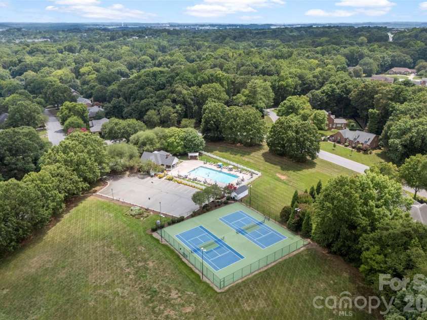 1568 Wheaton Way, Concord, NC 28027.  MLS# CAR4400678, YatesRealty ID 36402. 