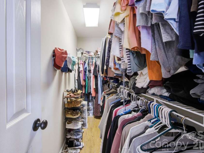 310 Gamesford Lane, Fort Mill, SC 29715.  MLS# CAR4397806, YatesRealty ID 36403. Primary Closet