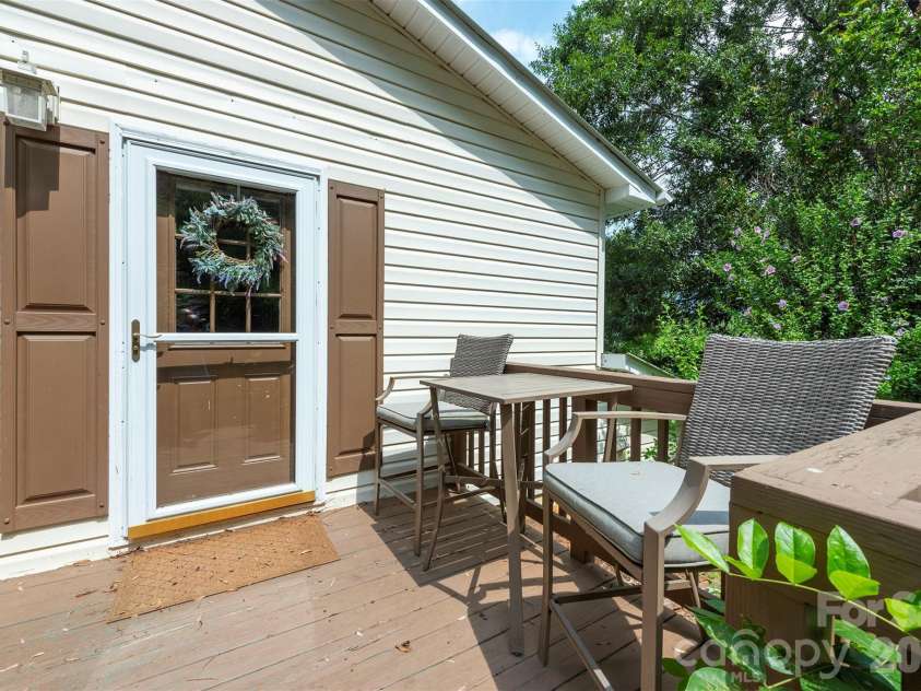 223 Davidson Road, Swannanoa, NC 28778.  MLS# CAR4400433, YatesRealty ID 36405. 
