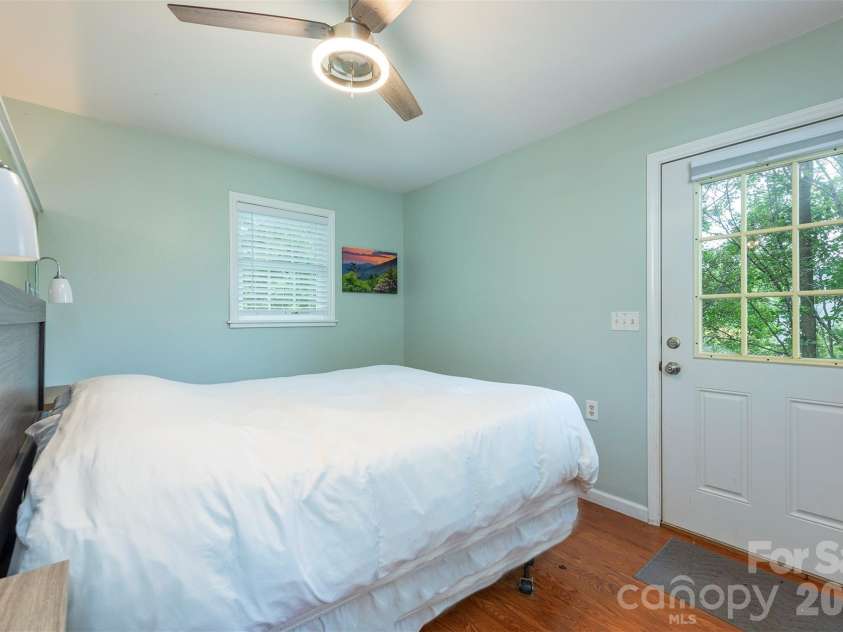 223 Davidson Road, Swannanoa, NC 28778.  MLS# CAR4400433, YatesRealty ID 36405. 