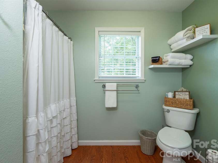 223 Davidson Road, Swannanoa, NC 28778.  MLS# CAR4400433, YatesRealty ID 36405. 