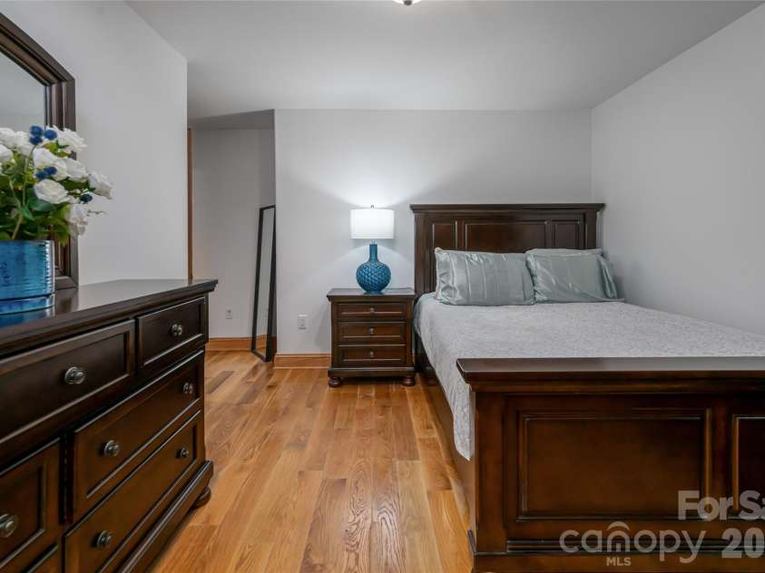 86 Holiday Drive, Hendersonville, NC 28739.  MLS# CAR4396947, YatesRealty ID 36406. 