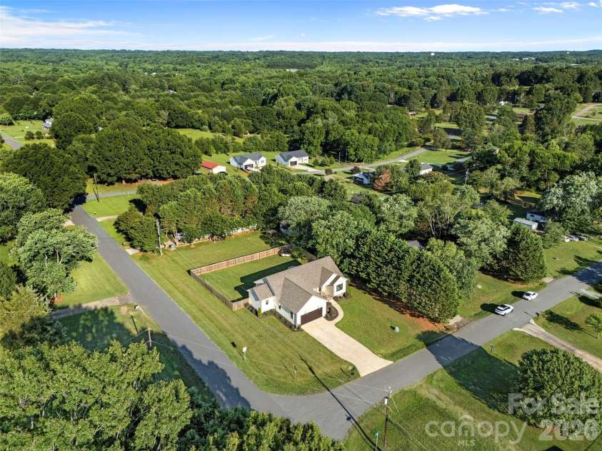 2616 Teague Street, Lincolnton, NC 28092.  MLS# CAR4393912, YatesRealty ID 36407. 