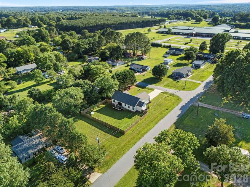 2616 Teague Street, Lincolnton, NC 28092.  MLS# CAR4393912, YatesRealty ID 36407. 