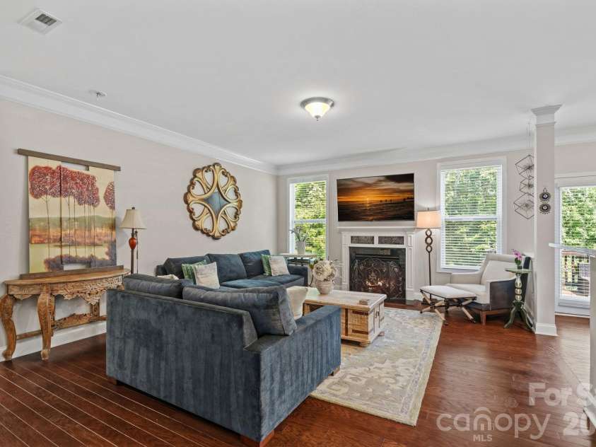 4012 Garden Oak Drive, Indian Trail, NC 28079.  MLS# CAR4398500, YatesRealty ID 36408. 