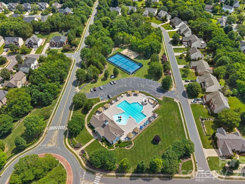 4012 Garden Oak Drive, Indian Trail, NC 28079.  MLS# CAR4398500, YatesRealty ID 36408. 