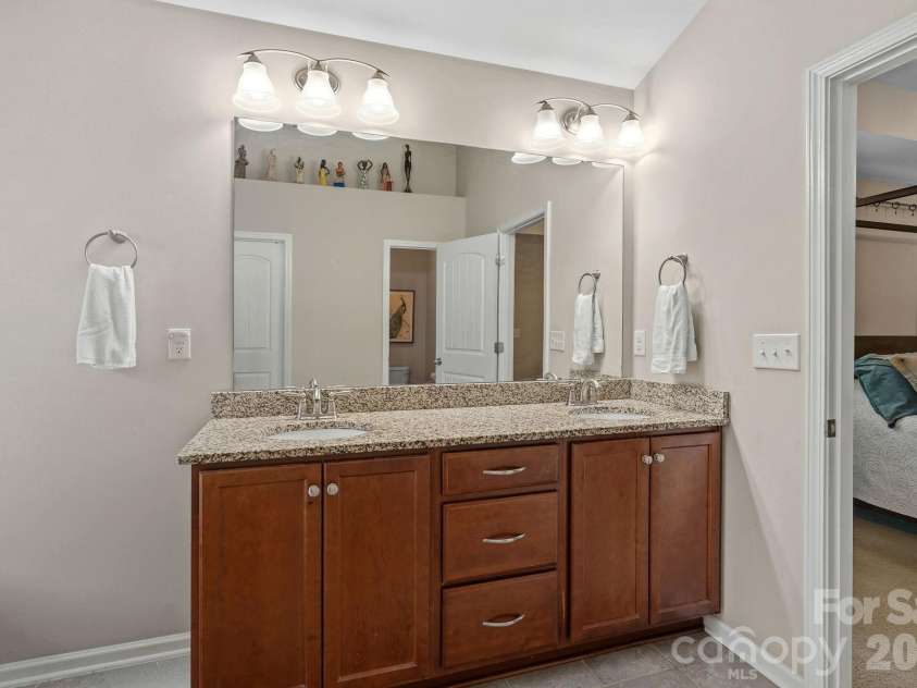 4012 Garden Oak Drive, Indian Trail, NC 28079.  MLS# CAR4398500, YatesRealty ID 36408. Primary Bath