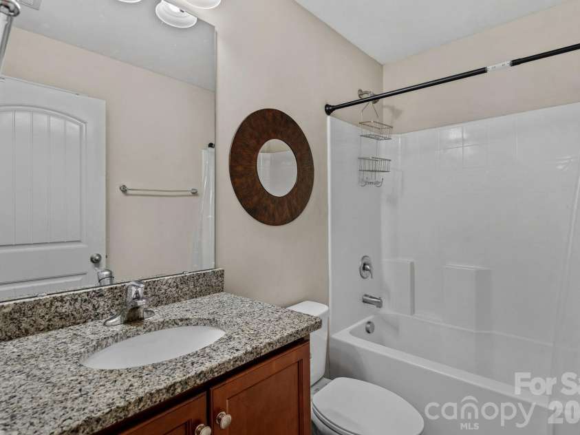 4012 Garden Oak Drive, Indian Trail, NC 28079.  MLS# CAR4398500, YatesRealty ID 36408. Upper Hall Full Bath