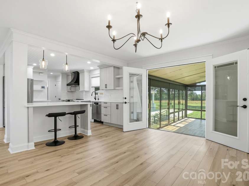 130 Watts Farm Lane, Mooresville, NC 28115.  MLS# CAR4392716, YatesRealty ID 36409. 