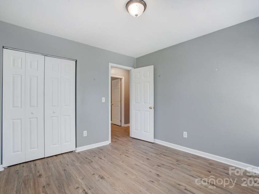 12700 Cedar Crossings Drive, Charlotte, NC 28273.  MLS# CAR4160503, YatesRealty ID 3641. 