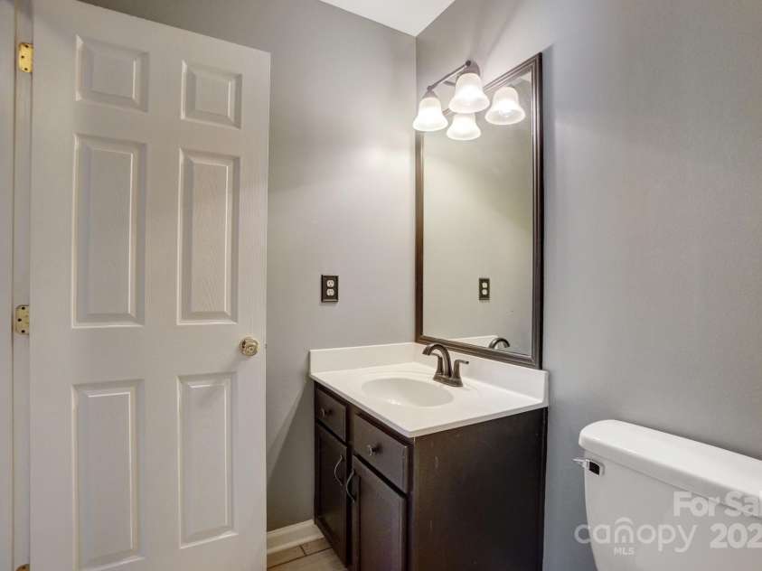 12700 Cedar Crossings Drive, Charlotte, NC 28273.  MLS# CAR4160503, YatesRealty ID 3641. 