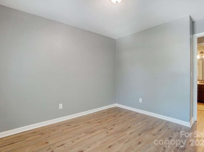 12700 Cedar Crossings Drive, Charlotte, NC 28273.  MLS# CAR4160503, YatesRealty ID 3641. 