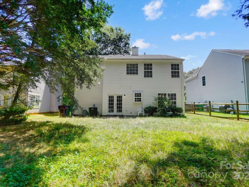 12700 Cedar Crossings Drive, Charlotte, NC 28273.  MLS# CAR4160503, YatesRealty ID 3641. 