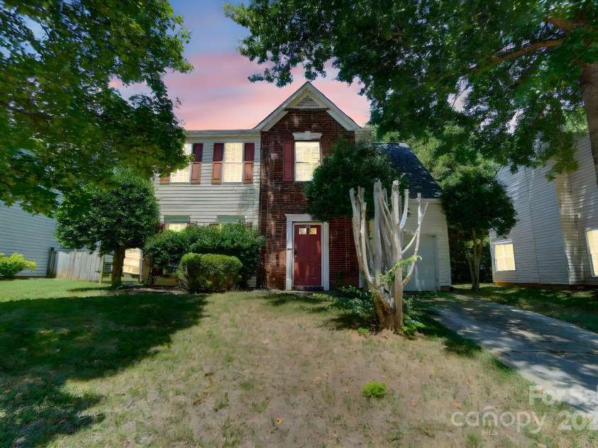 12700 Cedar Crossings Drive, Charlotte, NC 28273.  MLS# CAR4160503, YatesRealty ID 3641. 