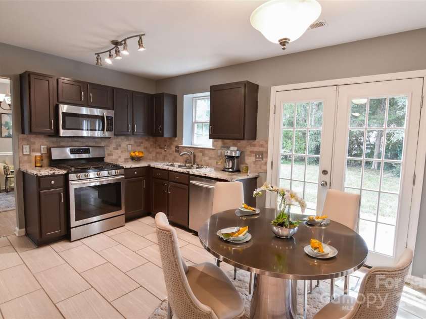 12700 Cedar Crossings Drive, Charlotte, NC 28273.  MLS# CAR4160503, YatesRealty ID 3641. 