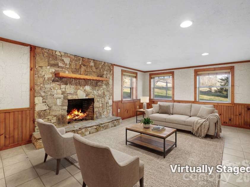 1644 West Deep Creek Road, Bryson City, NC 28713.  MLS# CAR4047288, YatesRealty ID 3641. 