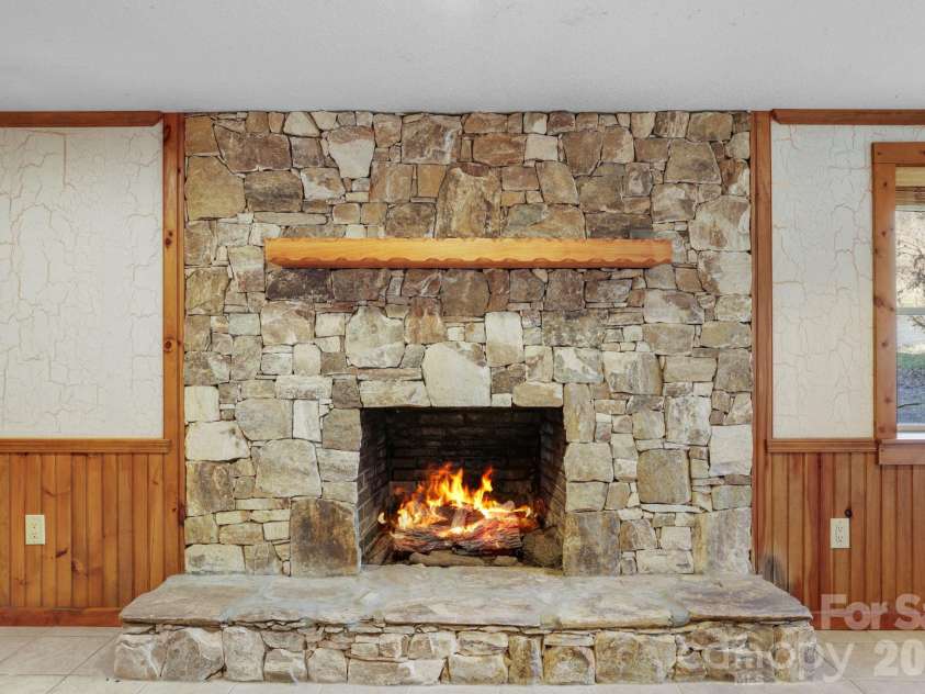 1644 West Deep Creek Road, Bryson City, NC 28713.  MLS# CAR4047288, YatesRealty ID 3641. 