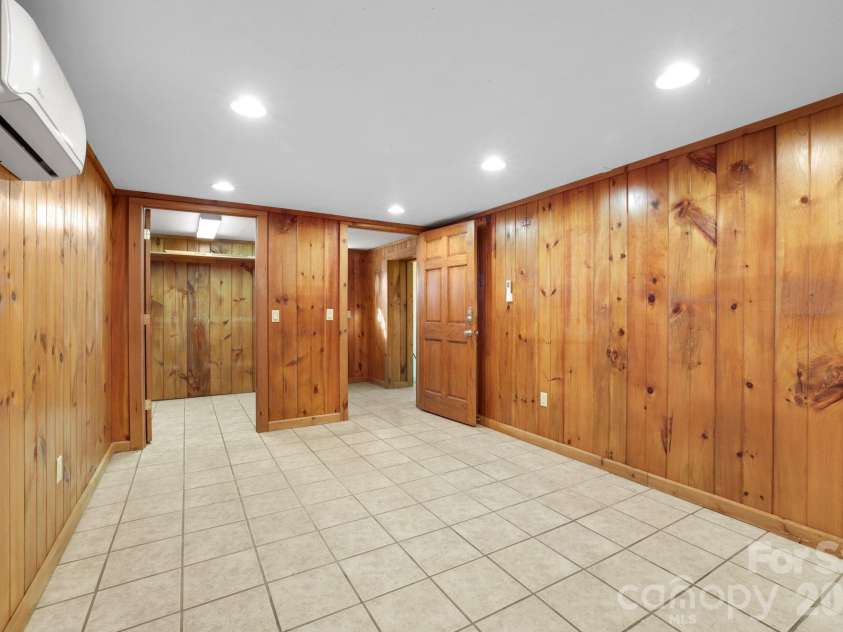 1644 West Deep Creek Road, Bryson City, NC 28713.  MLS# CAR4047288, YatesRealty ID 3641. 