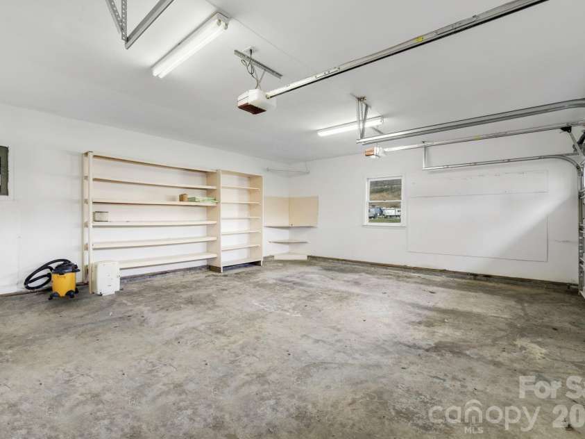 1644 West Deep Creek Road, Bryson City, NC 28713.  MLS# CAR4047288, YatesRealty ID 3641. 