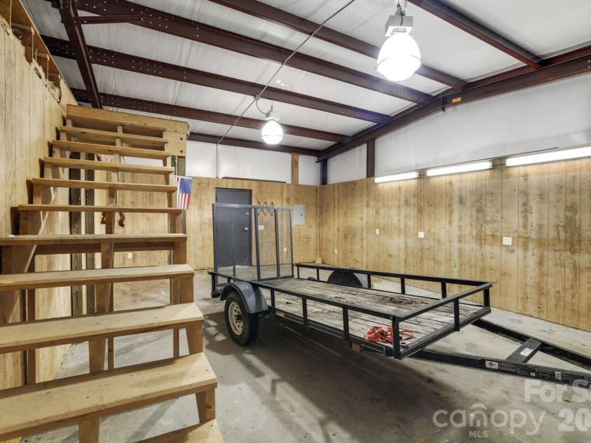 1644 West Deep Creek Road, Bryson City, NC 28713.  MLS# CAR4047288, YatesRealty ID 3641. 