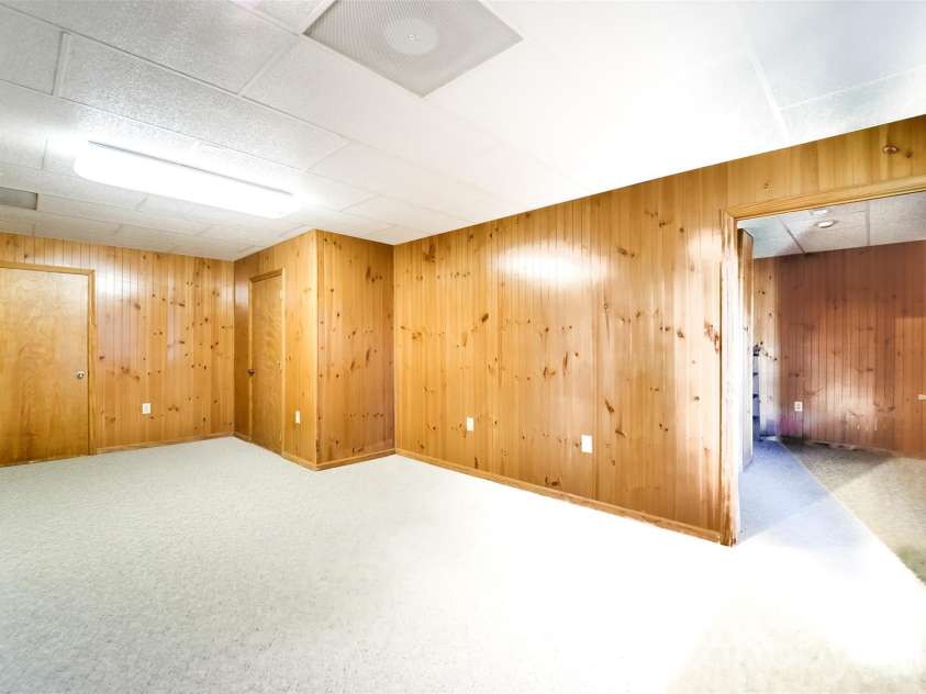21 Queen Street, Sylva, NC 28779.  MLS# CAR4342252, YatesRealty ID 3641. 