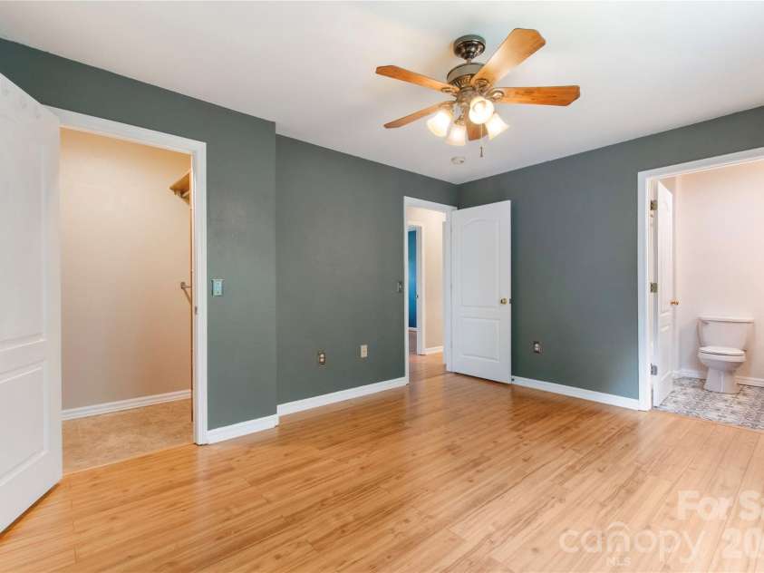 100 Carriage Hills Drive, Morganton, NC 28655.  MLS# CAR4399365, YatesRealty ID 36411. 