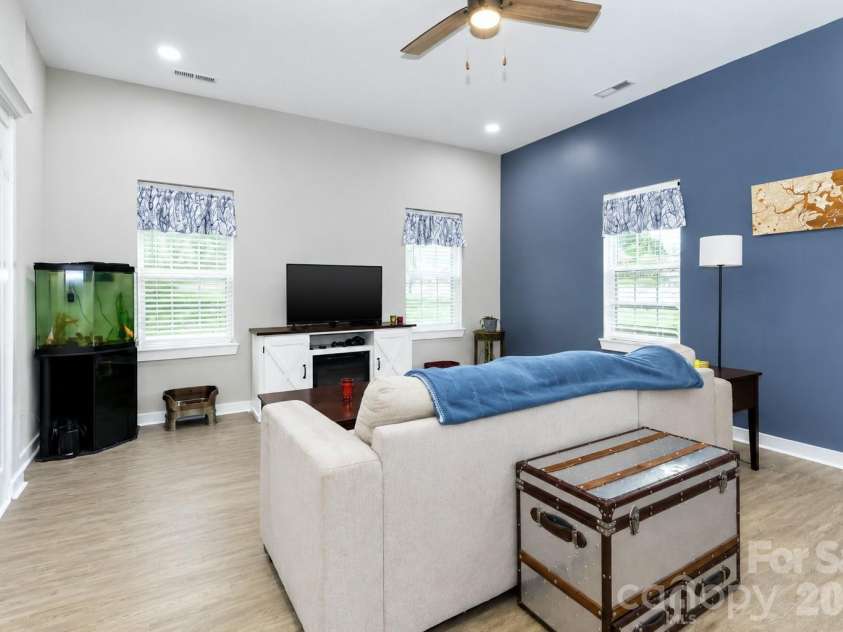 703 Main Street, Landis, NC 28088.  MLS# CAR4385611, YatesRealty ID 36412. 
