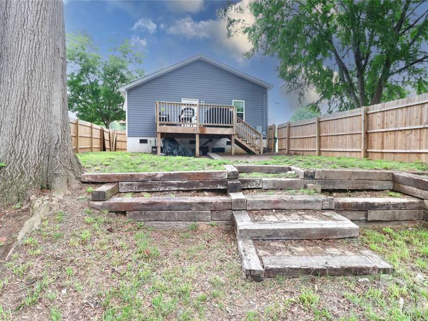 703 Main Street, Landis, NC 28088.  MLS# CAR4385611, YatesRealty ID 36412. 