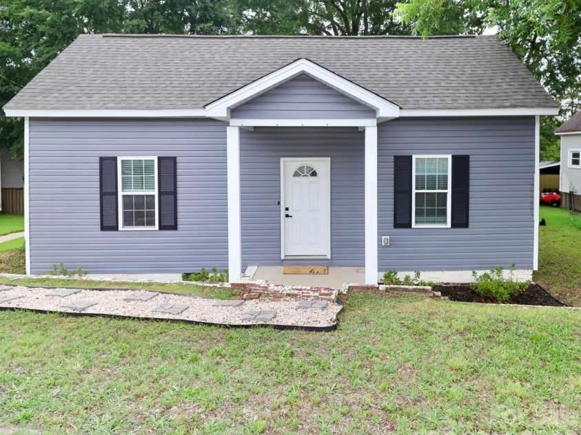 703 Main Street, Landis, NC 28088.  MLS# CAR4385611, YatesRealty ID 36412. 