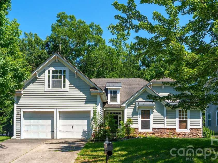4628 Bonroi Avenue, Charlotte, NC 28213.  MLS# CAR4392377, YatesRealty ID 36413. 
